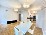 apartment in Northfield Avenue, West Ealing