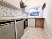 apartment in Oakfield Road, Croydon