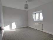 apartment in Oakleigh Court, MS168, Barnet, EN4