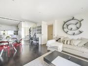 apartment in Pan Peninsula