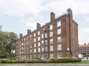 apartment in Pembury Road