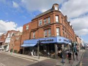 Apartment In Putney High Street, London Sw15