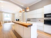 apartment in Queens Gardens apartment in Queens Gardens