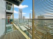 apartment in Raglan House, London, SE1 6TJ