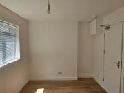 Apartment In Richborough Close, Orpington Br5