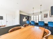apartment in Robertson Street