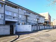 apartment in Saltram Close, N15