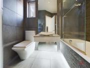 apartment in Sandringham Road, London, NW2 5EP