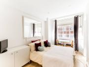 apartment in Sloane Avenue