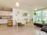 apartment in St George Wharf, SW8