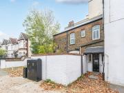 apartment in Streatham High Road