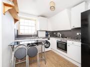 apartment in Teale Street