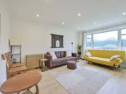apartment in Trinity Road