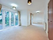 apartment in Uplands Road