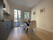 Apartment in Via Mascarella, Bologna for 35 m²