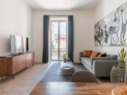 Apartment in Vico Lungo Teatro Nuovo, Napoli for 105 m²...