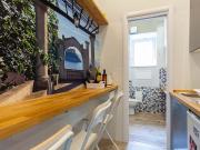 Apartment in Vico Santa Maria della Purità, Napoli for...