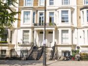 Apartment In West Cromwell Road, London Sw5