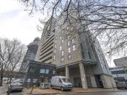 apartment in Wharfside Point