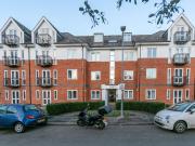 apartment in Worcester Court, St Albans, AL1