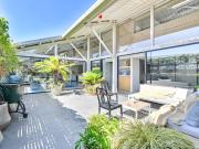 apartment in Wotton Road