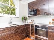 apartment Kensington Gardens Square, London, W2