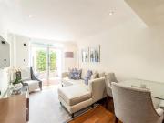 apartment Kensington Gardens Square, W2