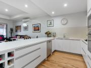 APARTMENT LIVING AT IT'S BEST !