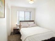 APARTMENT LIVING IN THE OUTSKIRT OF HAWTHORN