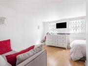 Apartment London Greater London 92629720