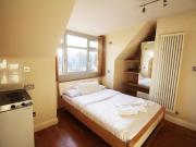 Apartment London London 67146629