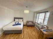 Apartment London London 91828593