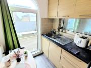 Apartment London London 93184500