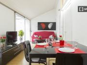 Apartamento de 2 dormitorios en alquiler en Cortes, Madrid