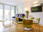Piso de 2 habitaciones en alquiler en Embajadores, Madrid
