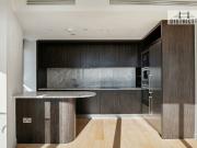 Apartment Purpose Built to rent in Charrington Tower, 11...