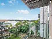 apartment Riverside Apartments, N4