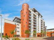 Apartment Slough Slough 97978643