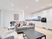 apartment Southmere House, Legacy Wharf, E15