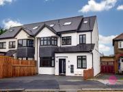 apartment Sunny Gardens Road, Hendon, London, NW4 1SE