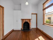 apartment to let in 3 Bailey Street South Launceston TAS...
