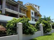 apartment to let in 7/11 17 Stanley Street Townsville...