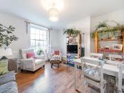 apartment to rent in Albion Avenue, London, SW8