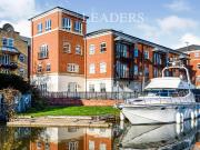 Apartment to rent in Armstrong Drive, Diglis Basin,...