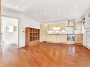 apartment to rent in Battersea Park Road, London, SW11