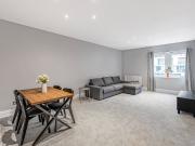 apartment to rent in Beckford Close, Warwick Road,...