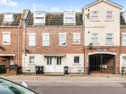 Apartment to rent in Boyle Court, 39 Claremont Road,...