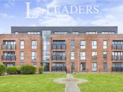 Apartment to rent in Cambridge House, Somerset Close,...