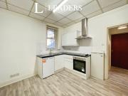 Apartment to rent in Carlton Grange, 28 Braidley Road,...