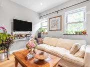 apartment to rent in Clapham Park Road, London, SW4